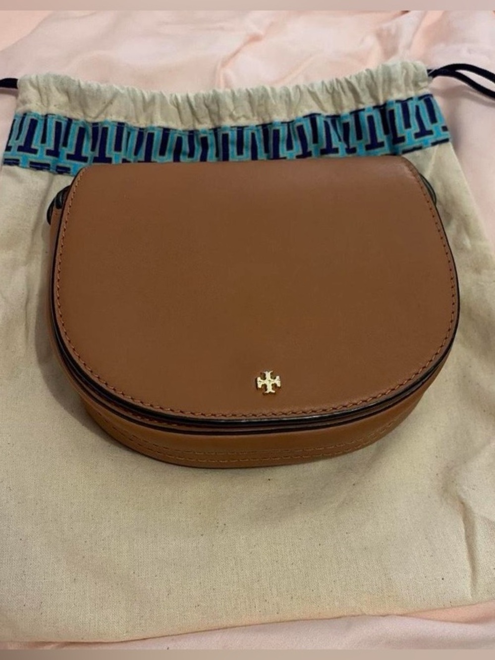 Classic Tan Leather Crossbody Mini Robinson Saddle Bag - Timeless Everyday Style
